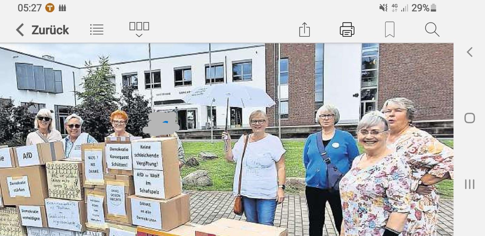 Brandmauer vor dem Kreistag